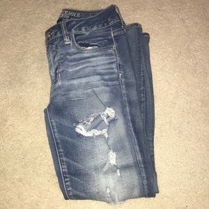 AE Distressed Jeggings